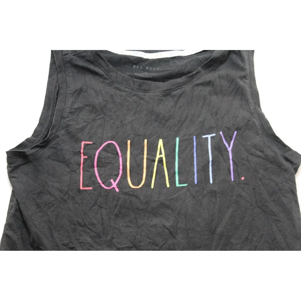 Rae Dunn sleeveless muscle